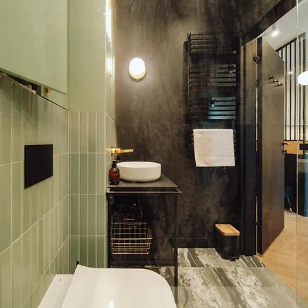 Apartament Ogrody Pieniawskie Dwupoziomowy Z Tarasem Na Dachu Polanica-Zdrój