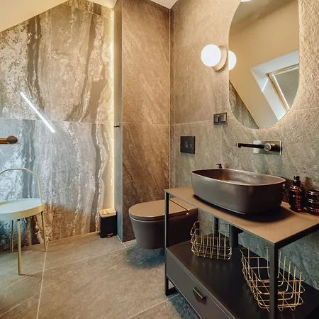 Apartament Ogrody Pieniawskie Dwupoziomowy Z Tarasem Na Dachu